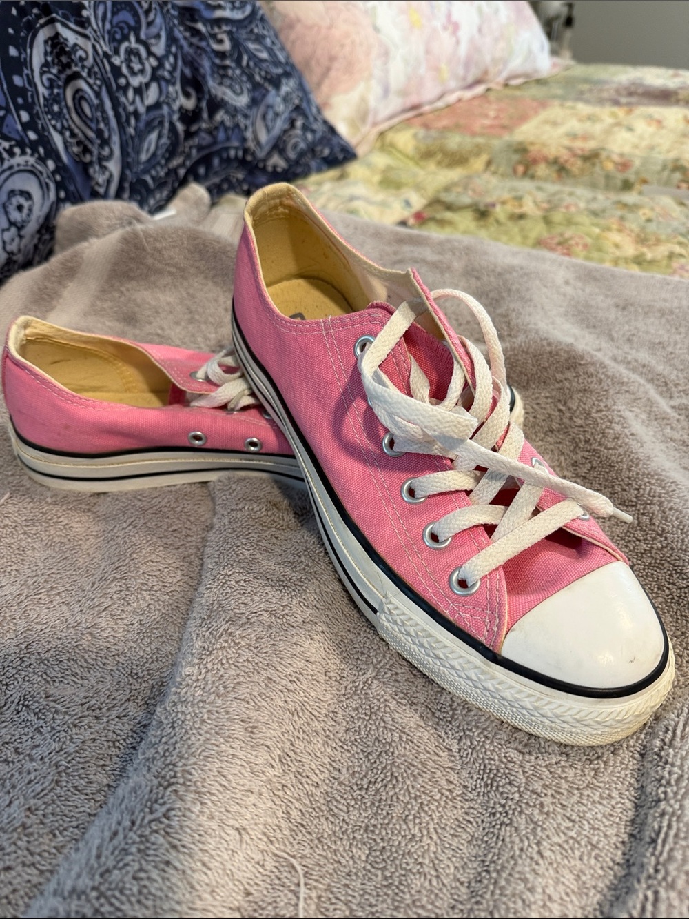 Converse Pink Low-Top Canvas Sneakers with White Toe Cap